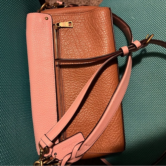 Coach mini tabby in new condition! - Picture 3 of 4